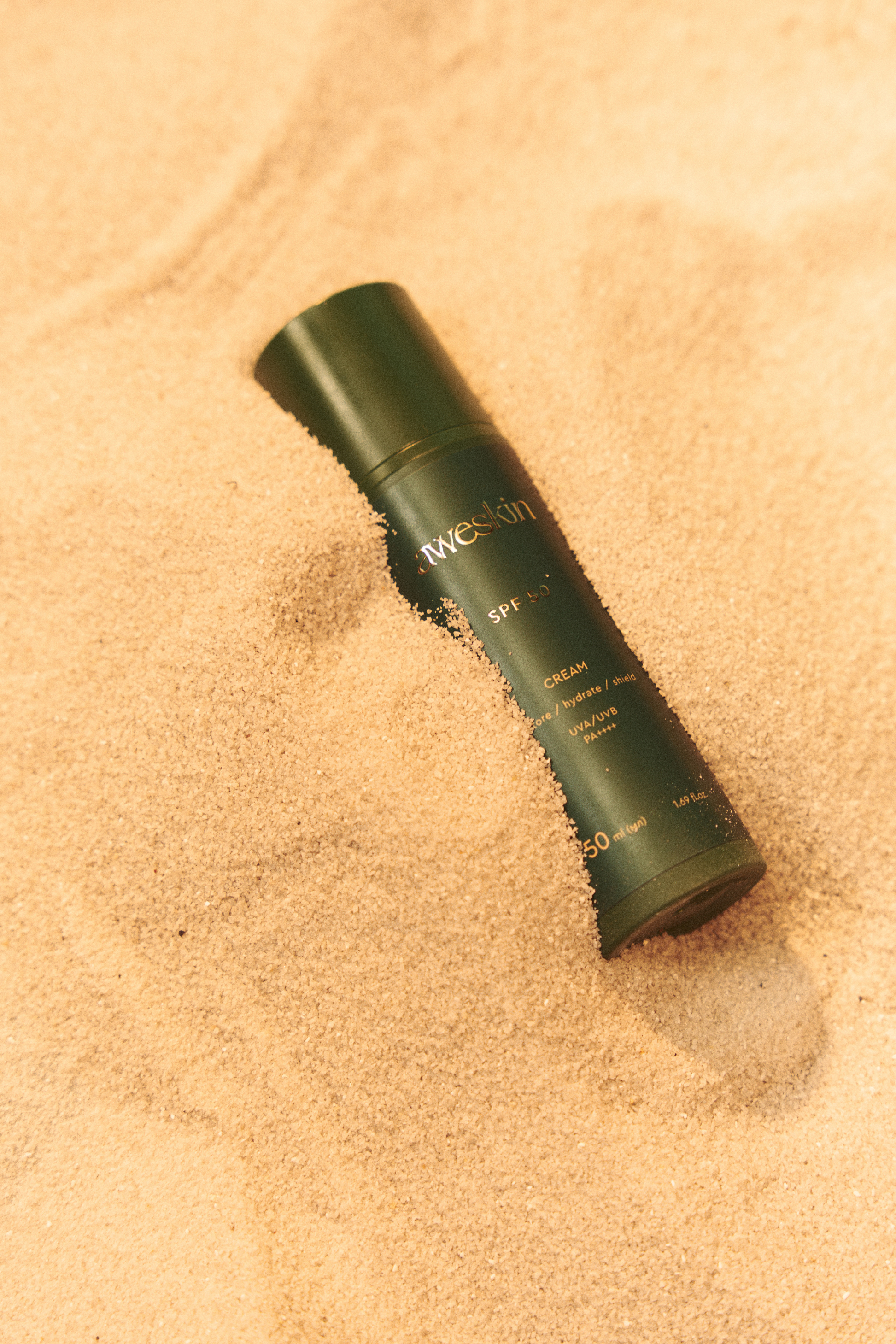 Солнцезащитный крем для лица SPF 50